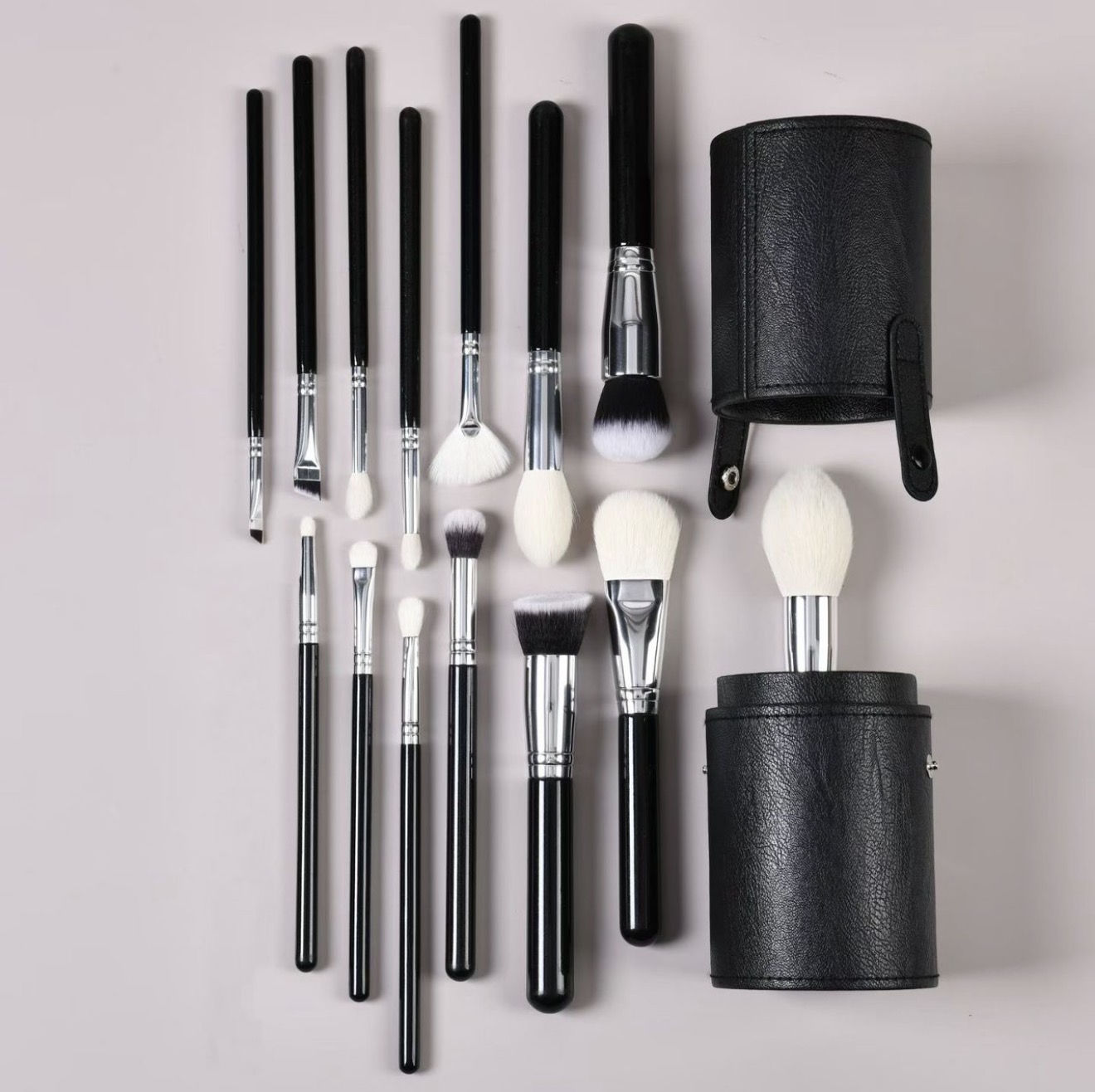 Pre Order 14 Piece Brush Set With Black Tube Brush Holder Limited Edition (Shipping Week Commencing April 6th)